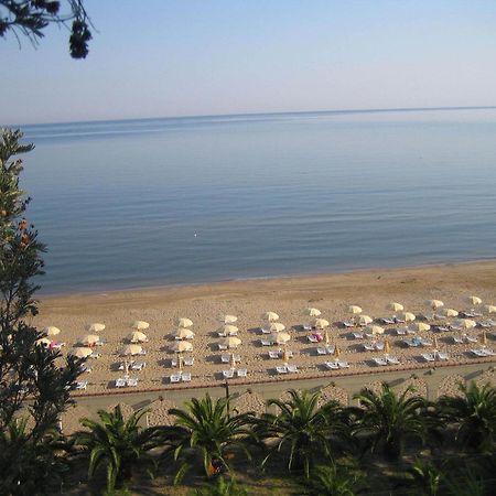 Villaggio Hotel Ripa Rodi Garganico Luaran gambar