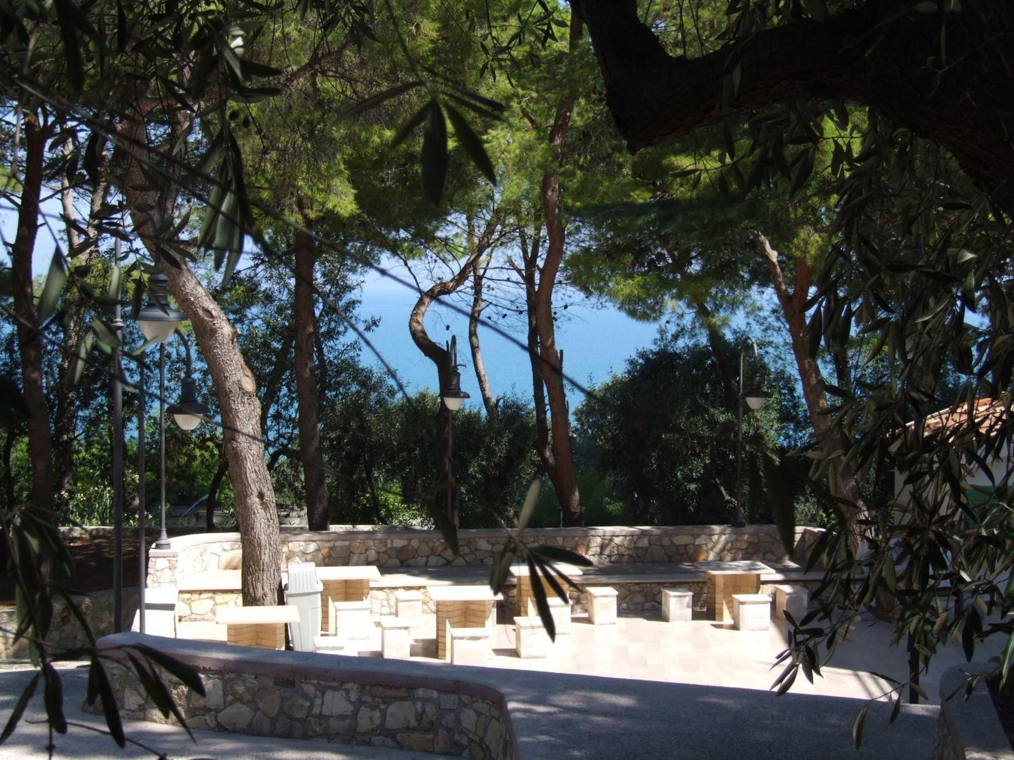 Villaggio Hotel Ripa Rodi Garganico Luaran gambar